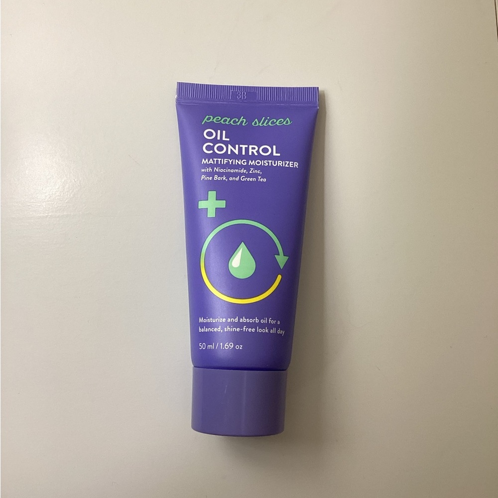Peach Slices Mattifying Moisturizer